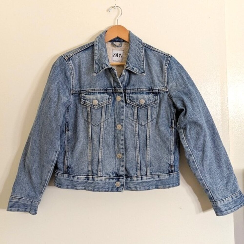 Zara Denim Jacket Button Up with‎ Sherpa Fur Insulation Heavy Winter Jacket Sz M